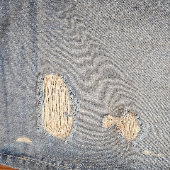 3X1 Distressed/ RawHemmed Cropped Jeans Sz 31 - Picture 7 of 14